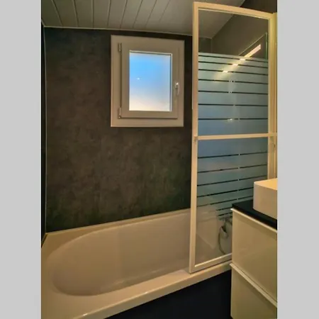 Maison De Vacances Dans Avec Piscine *