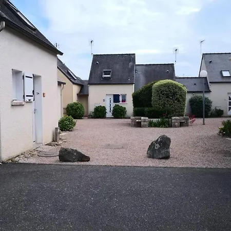 Maison De Vacances Dans Avec Piscine Sarzeau